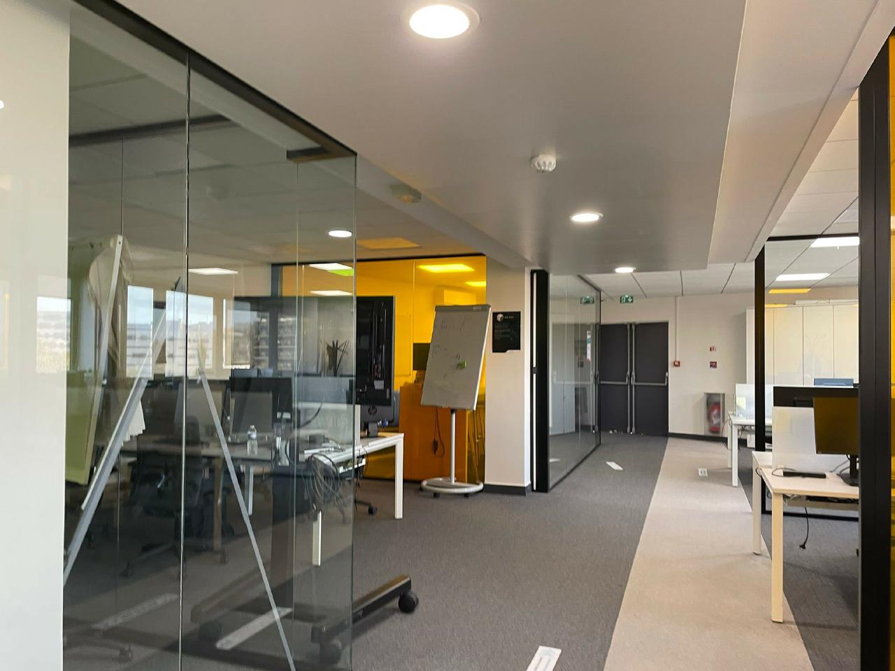 Bureau Paris 900m² Location bureau Paris OLBUR2421690 4